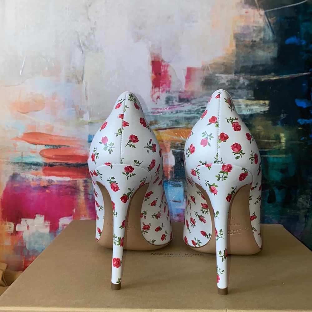 MICHAEL KORS COLLECTION Muse Printed Leather Pump - Picture 7 of 8